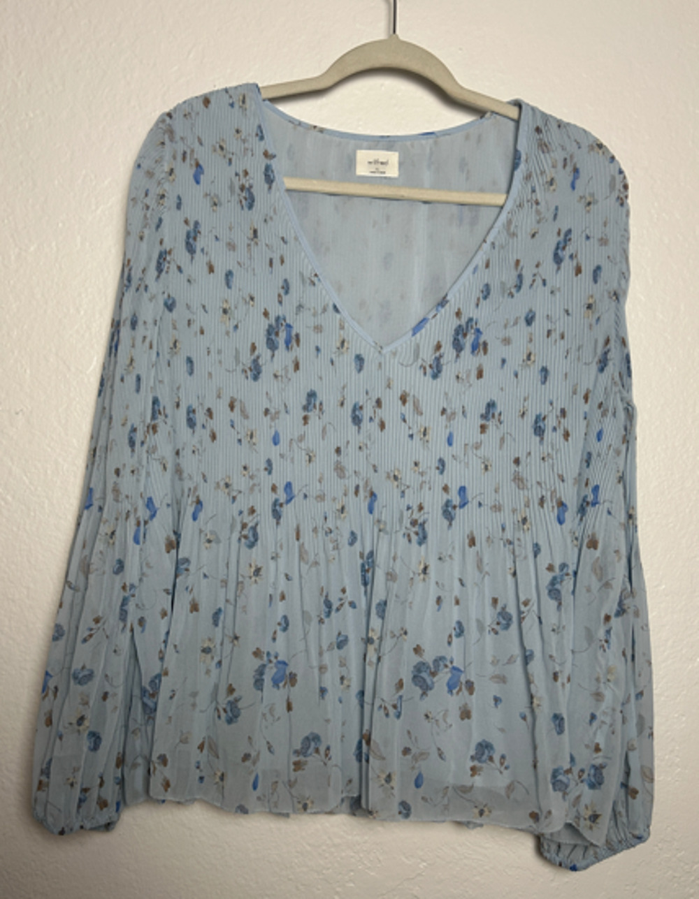 Aritzia Wilfred Daydreamer Blue V-neck Pleated Boho Blouse Size XL